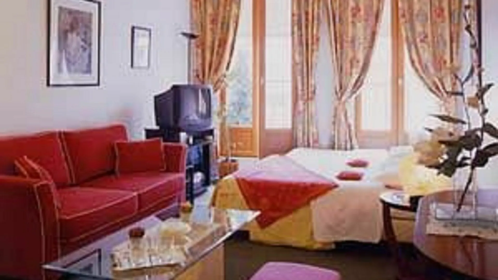 Quartier Latin Apartment *